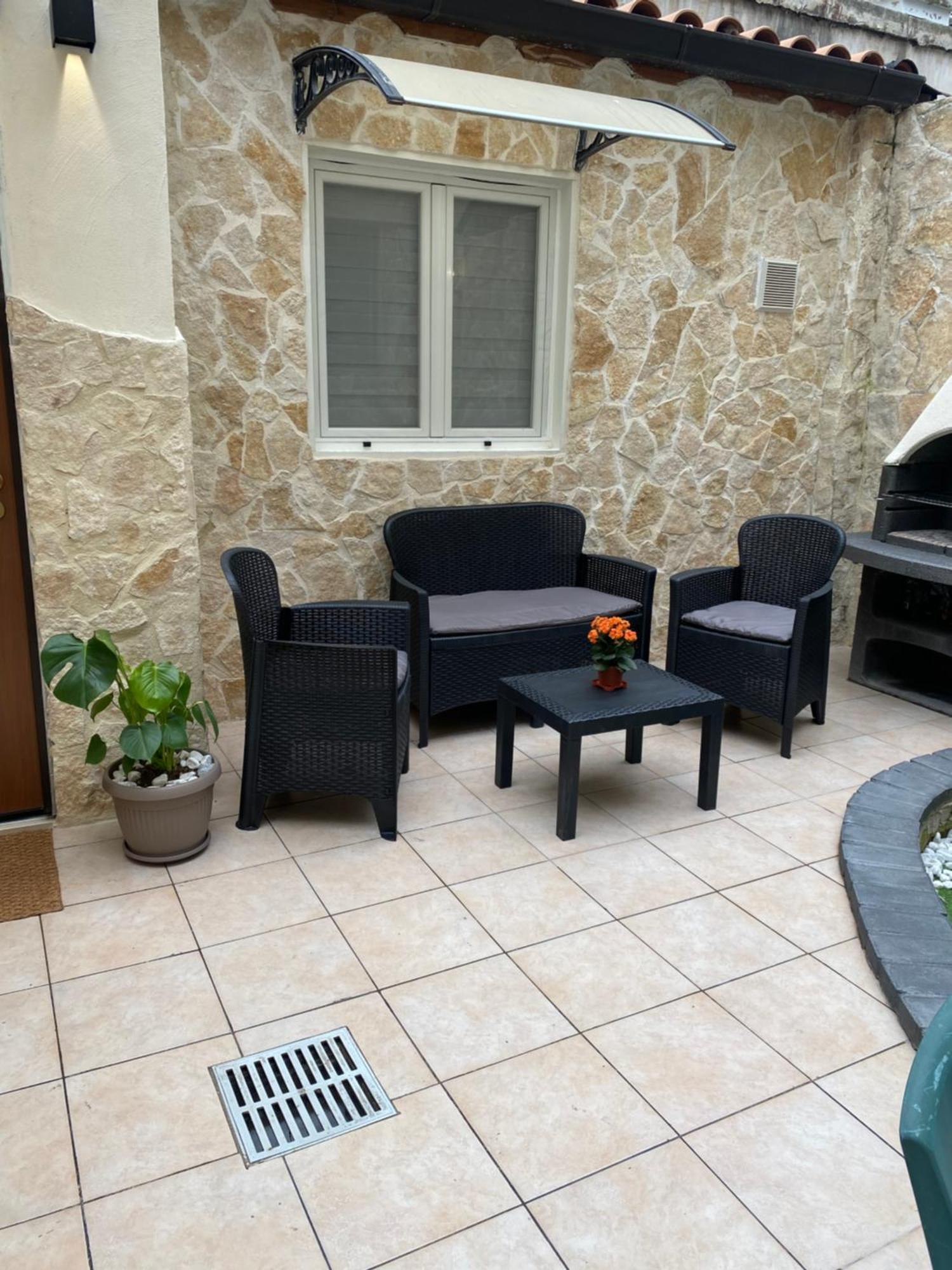 Il Giardino Di Max Apartment Бари Екстериор снимка