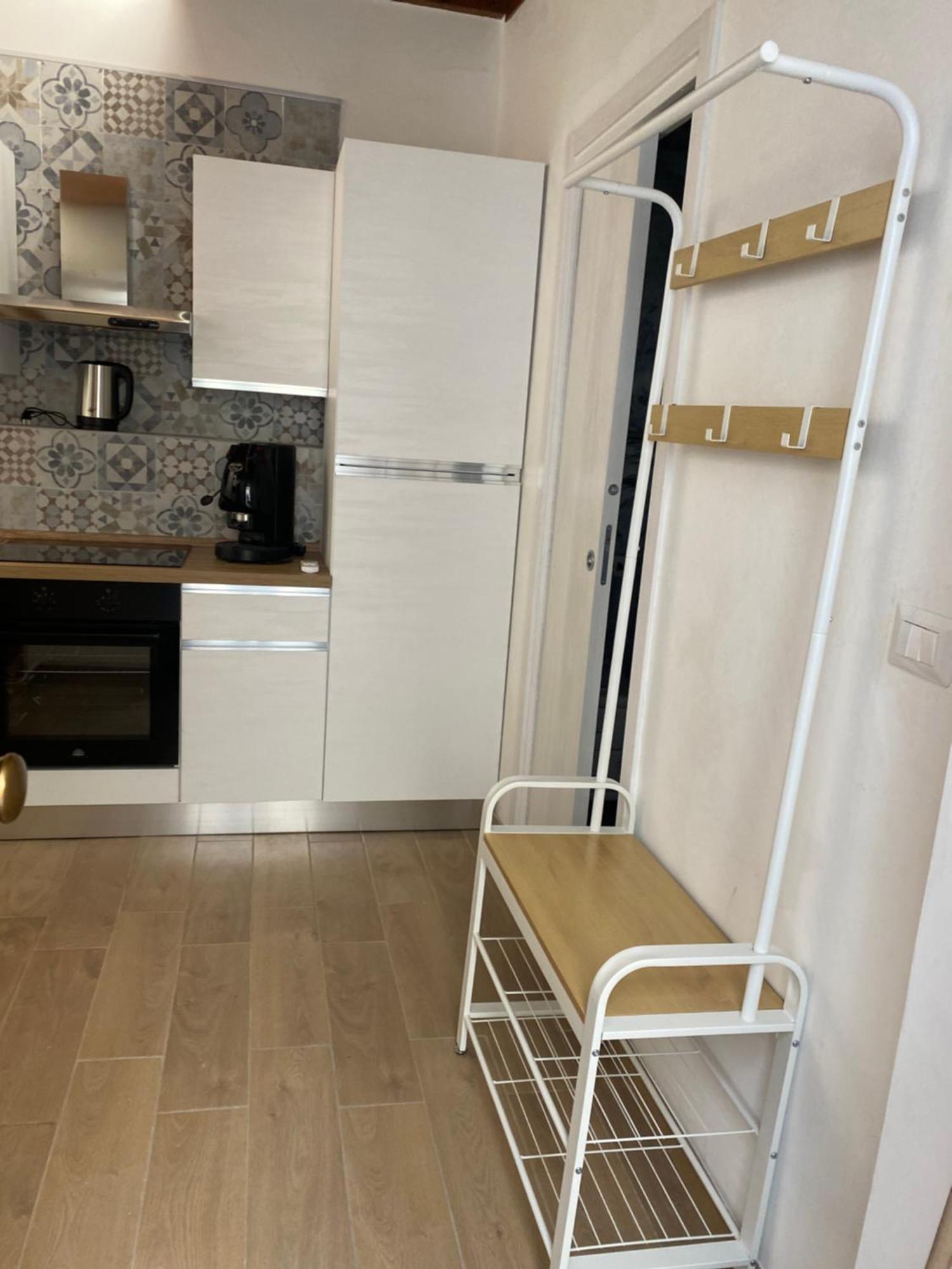 Il Giardino Di Max Apartment Бари Екстериор снимка