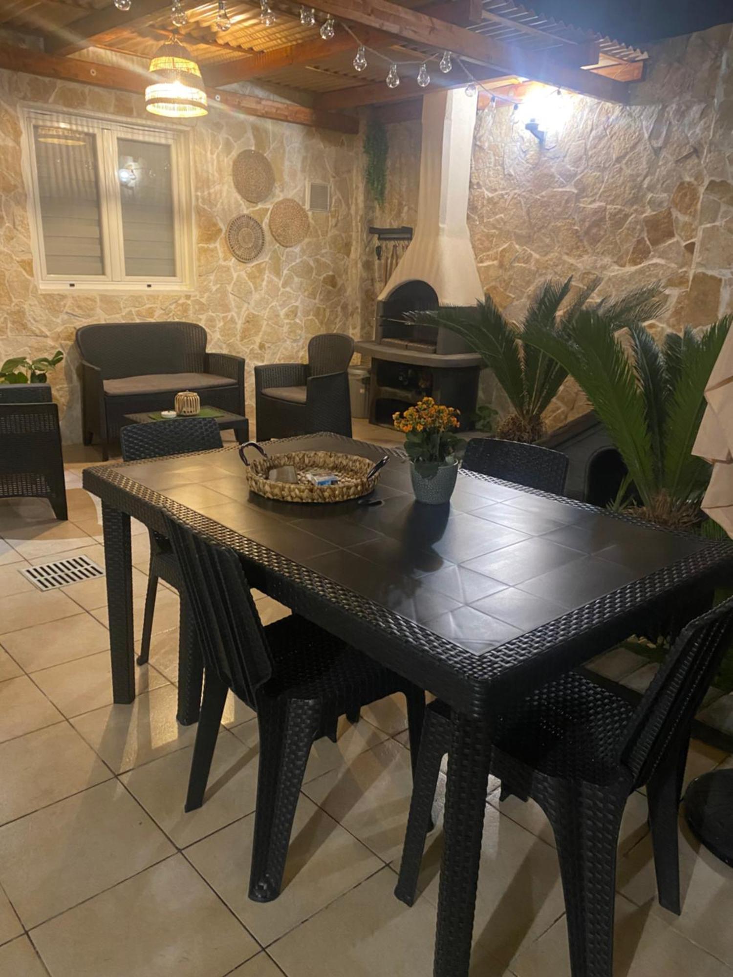 Il Giardino Di Max Apartment Бари Екстериор снимка